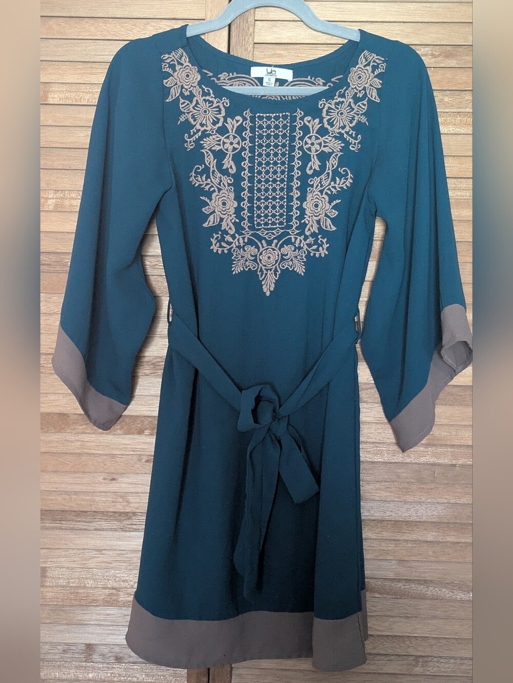 🔥FINAL🔥Ya Los Angeles Teal Embroidered Boho Dress w/ Taupe Trim - Picture 3 of 7